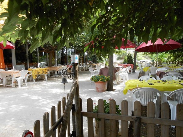 AUBERGE LA FERME D'ANDRE AUBERGE LA FERME D'ANDRE