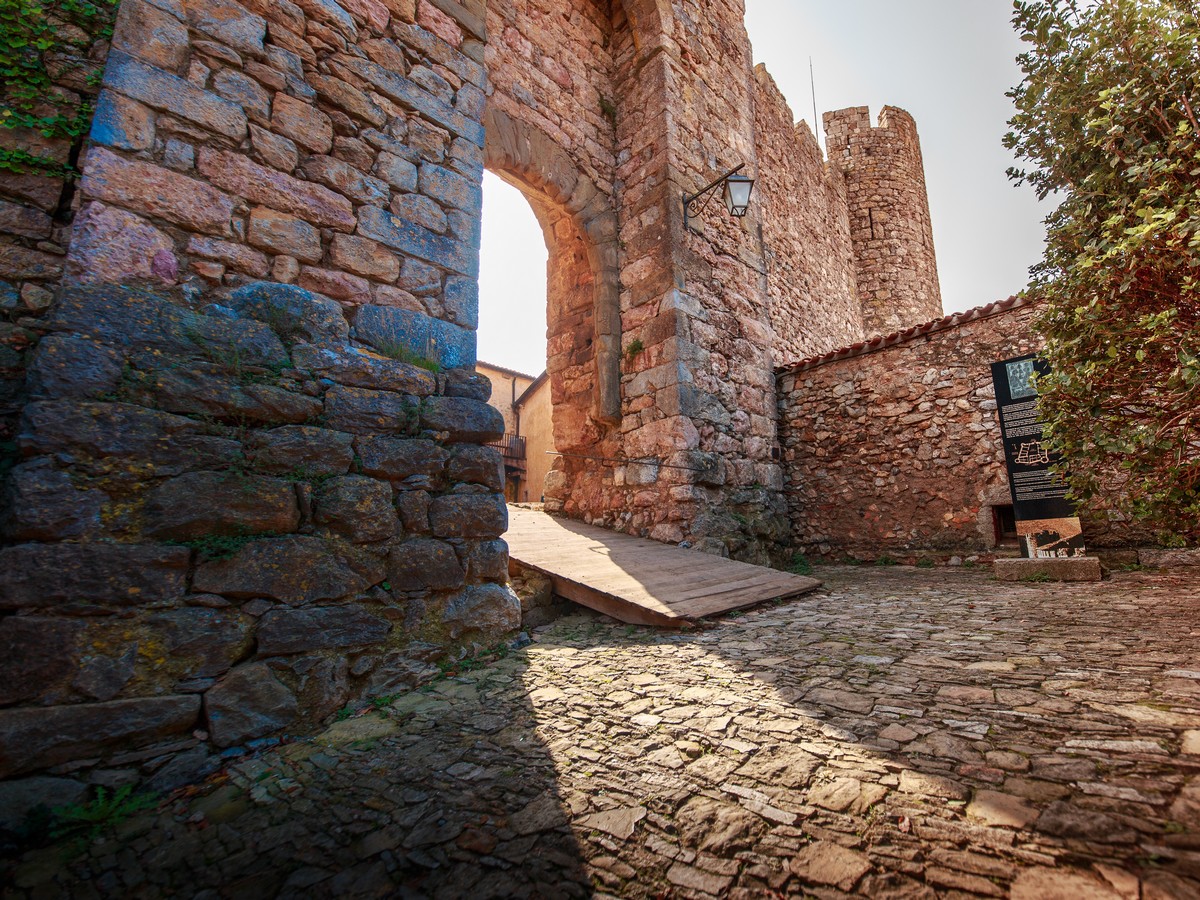 Le Château de Villerouge-Termenès adhére à la charte