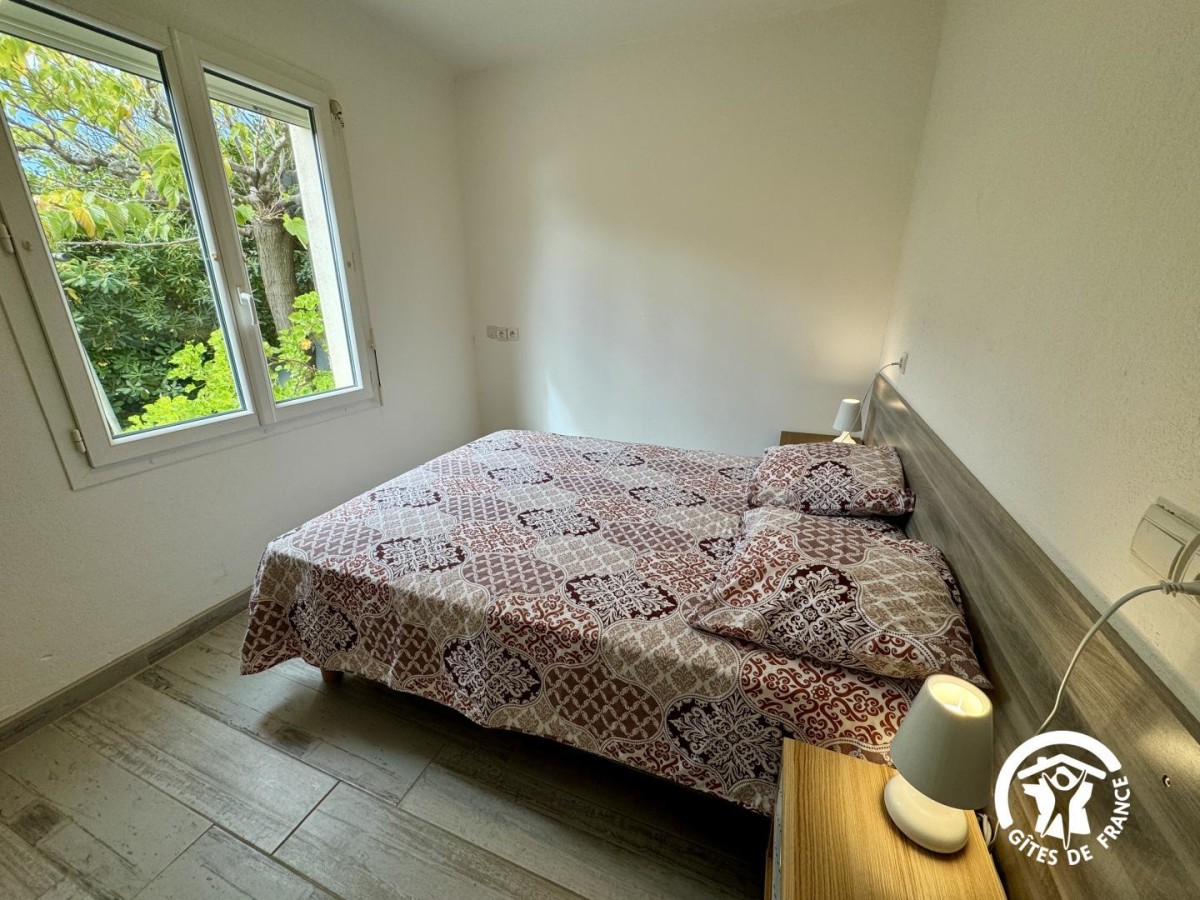 11G3576 - Au Bord de l'Eau_7