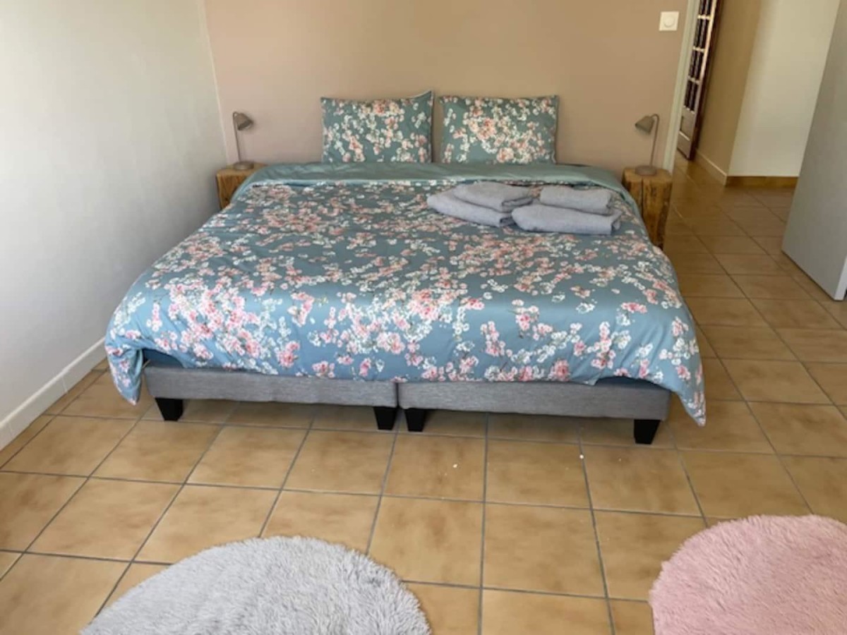 11G3587 - Le Plô_10