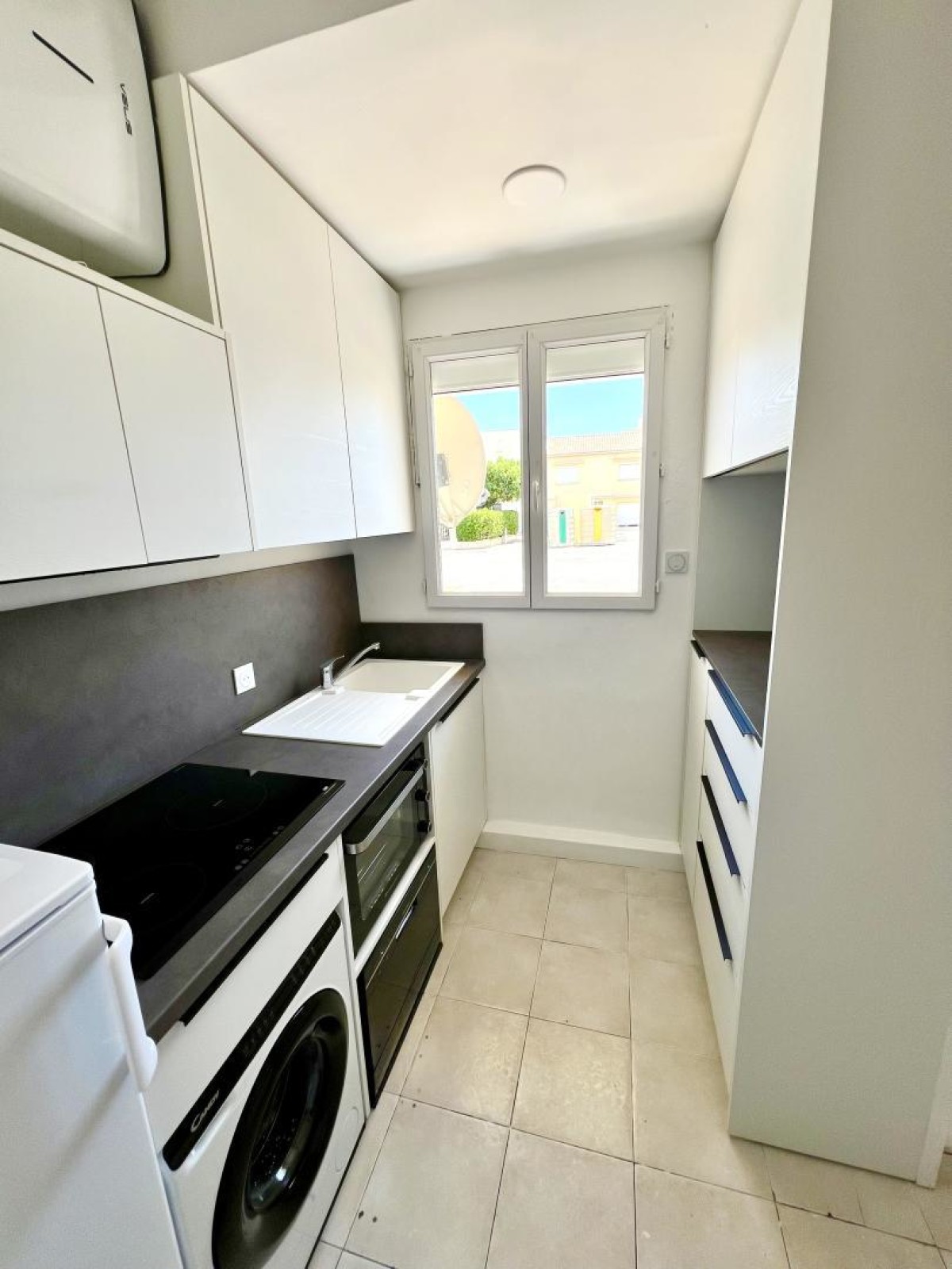 11G3630 - Le Studio_5