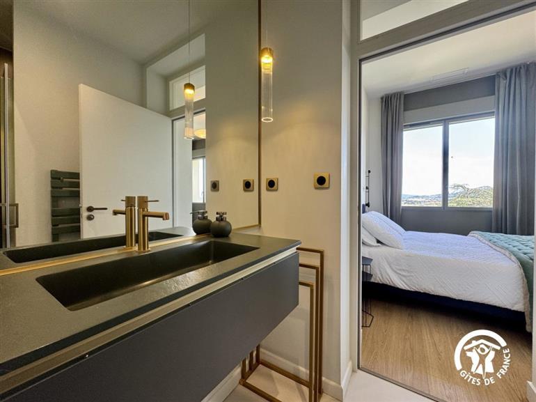 11G900432 Chambre Avec Vue - Jade_3