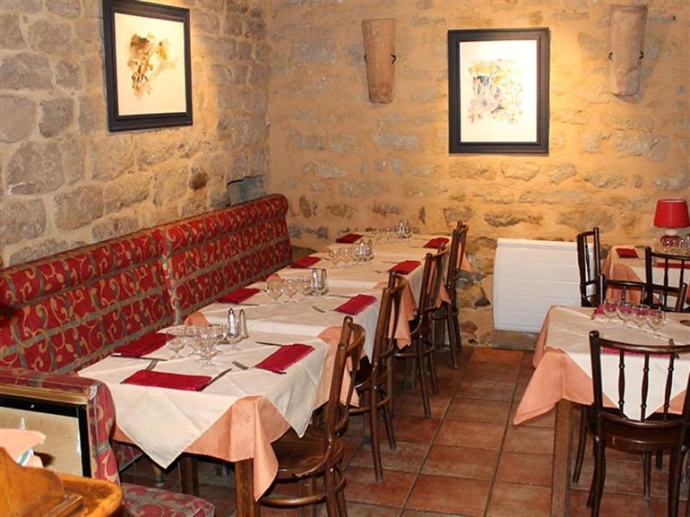 617221_auberge_des_ducs_dpc_04