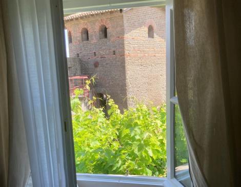 Chambre 2 vue sur remparts (1)