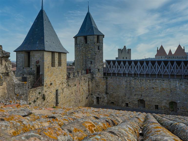 Château-Carcassonne-chemin-ronde