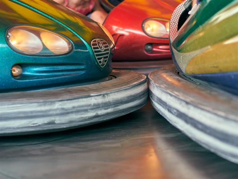 Fête foraine auto tamponneuses