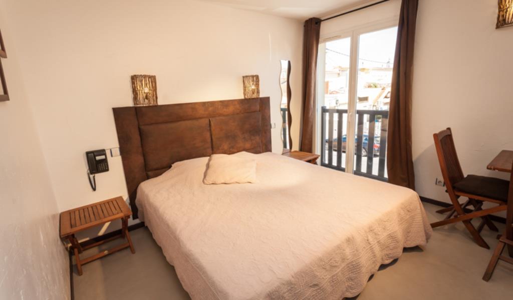 Hotel De La Clape Narbonne Hôtels Restaurant