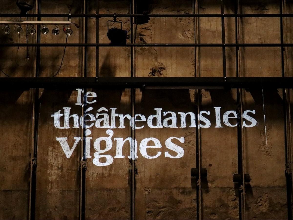 LE THEATRE DANS LES VIGNES